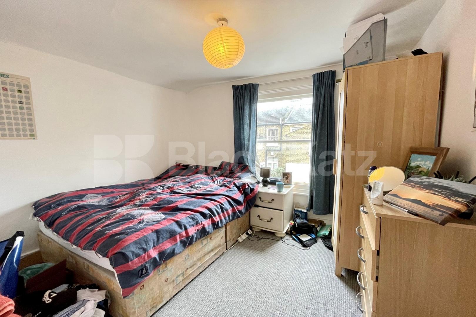 Triplex period house offering 1430 Sq. Ft. of living & entertaining space Khyber Road, Clapham Junction